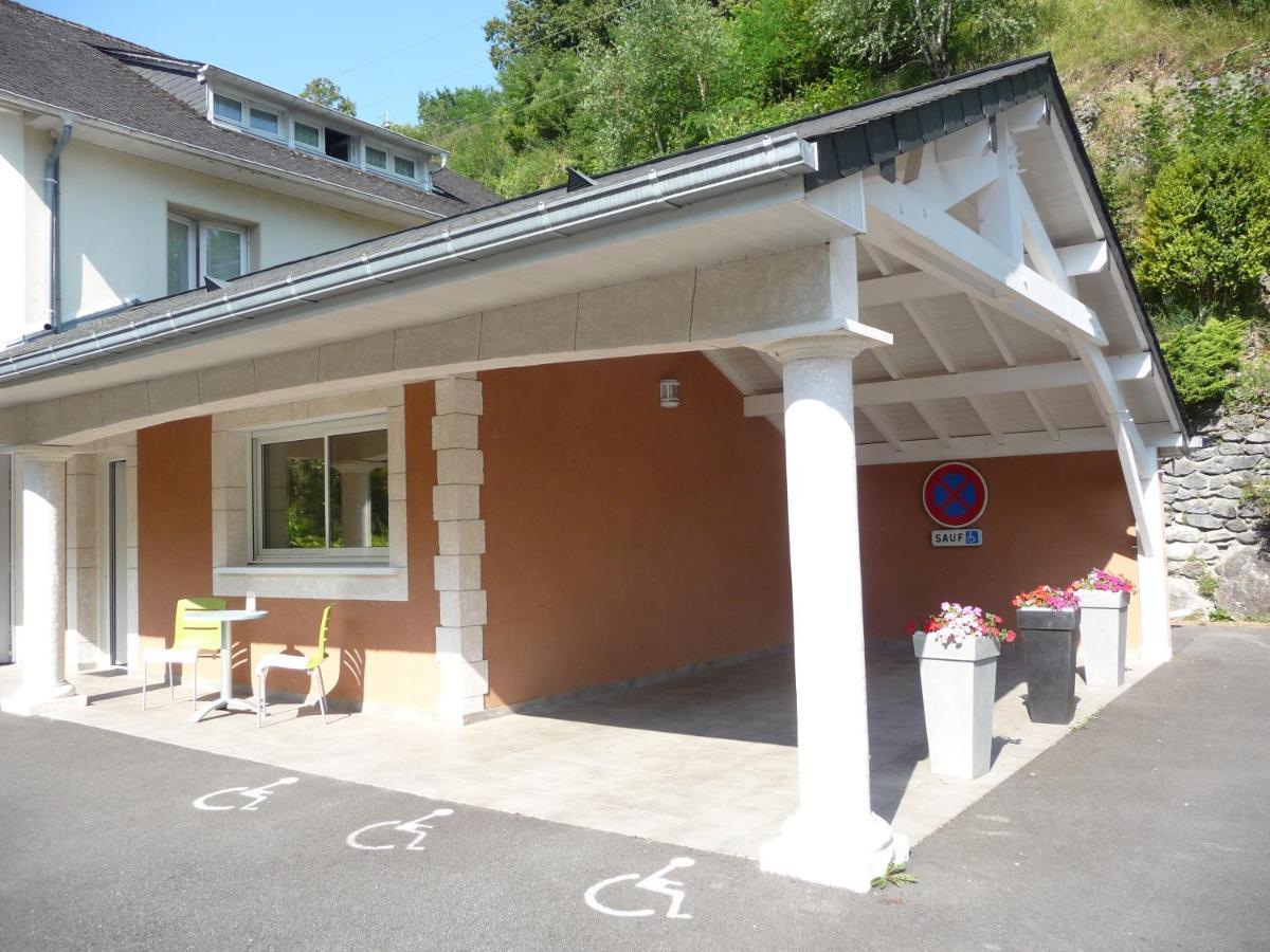 Logis Hotel L'Ayguelade Bielle Ngoại thất bức ảnh