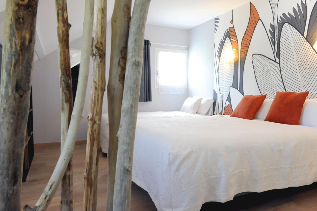 Logis Hotel L'Ayguelade Bielle Ngoại thất bức ảnh