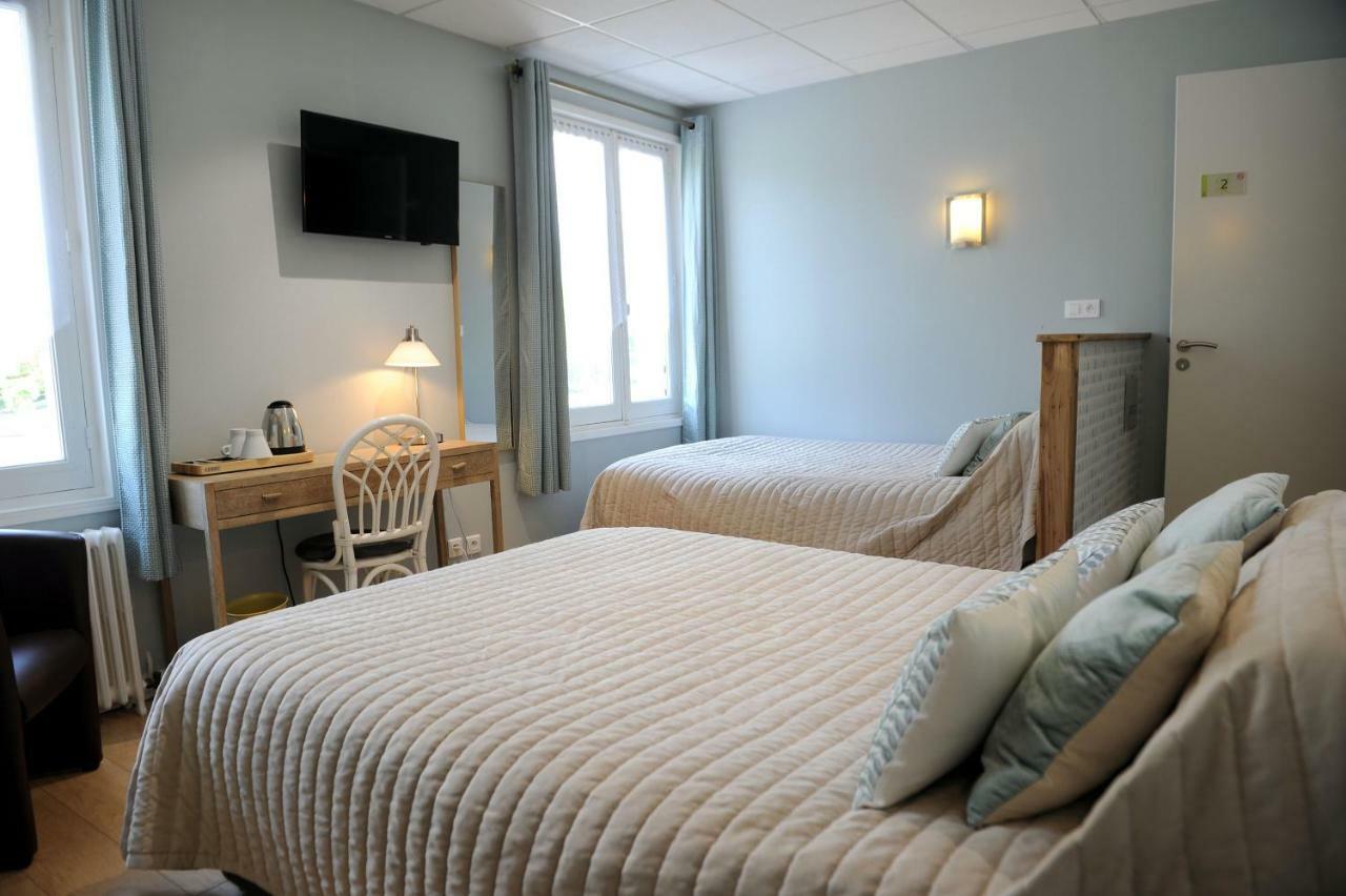 Logis Hotel L'Ayguelade Bielle Ngoại thất bức ảnh